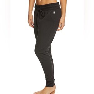 XS - Free People Sunny Drawstring Black Jogger
